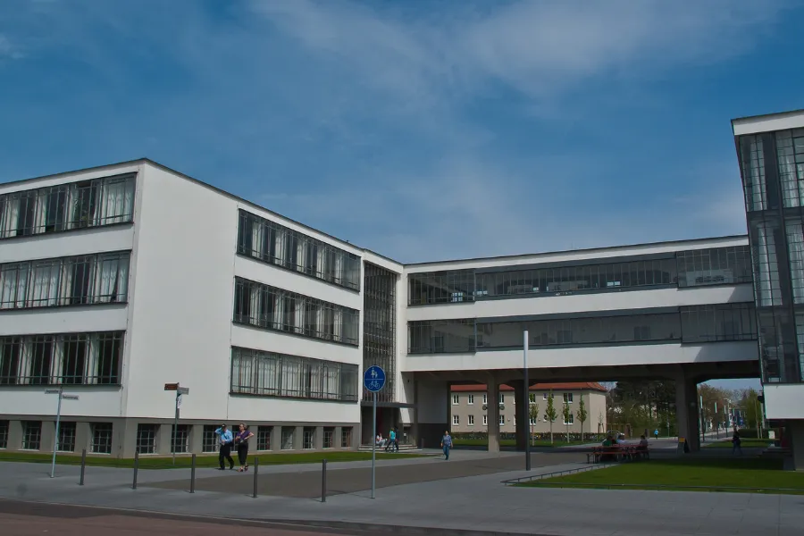 DK-100 Fensterantrieb Schulen und Universitäten